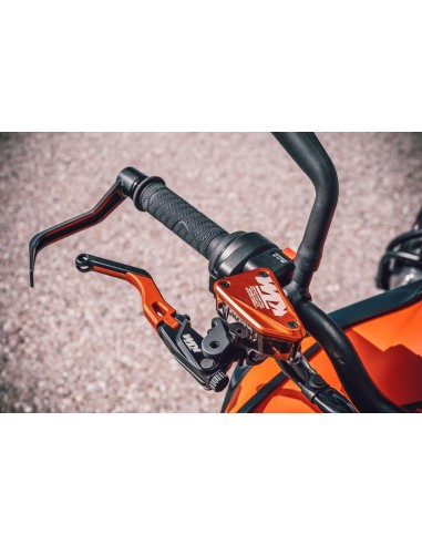 BRAKE RESERVOIR CAP