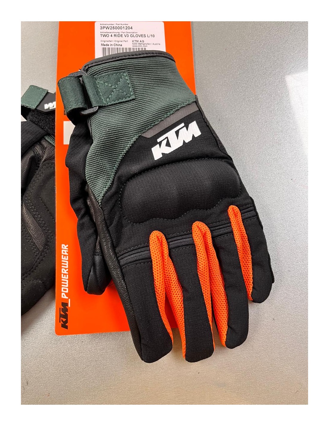 GANTS TWO 4 RIDE V3 BLK/GREEN GANTS TWO 4 RIDE V3 BLK/GREEN
